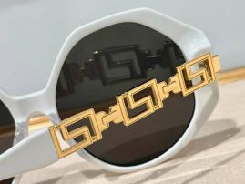 Picture of Versace Sunglasses _SKUfw56678673fw